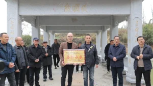 从田埂少年到美业领军人物：李建辰与白白兔的品牌初心与行业担当